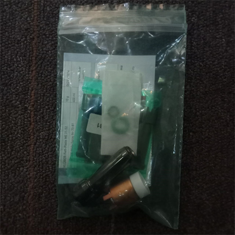 拉爪带螺栓95