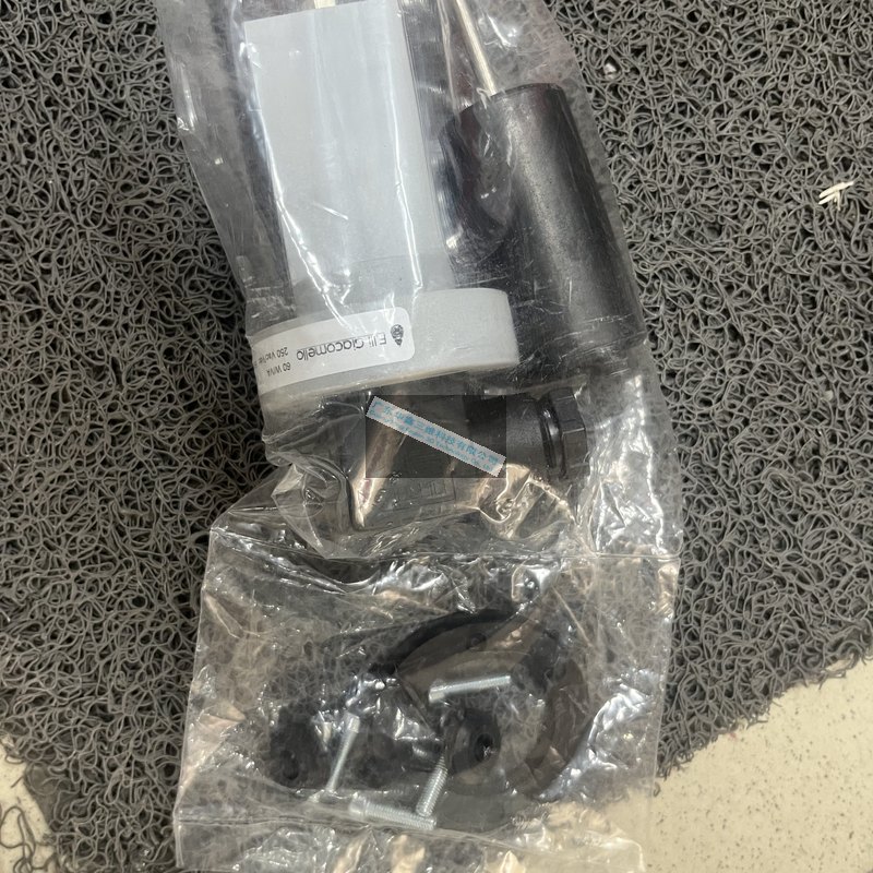 F.lli Giacomello传感器RLG1-F3-S2-500-00001 (5).jpg