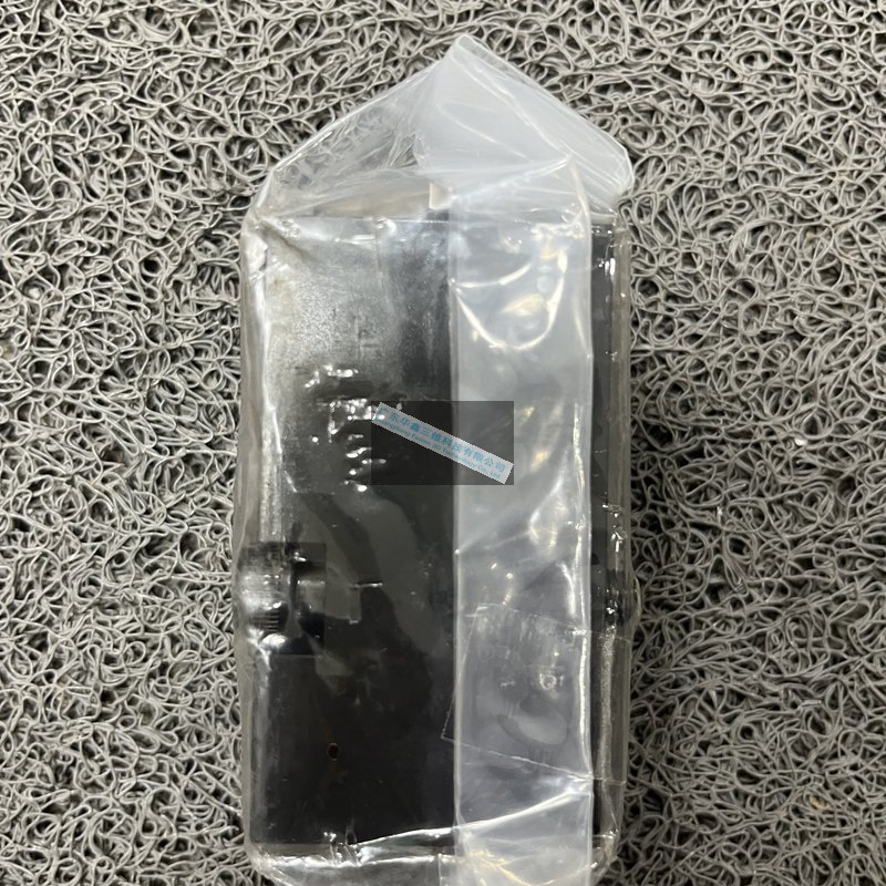 KOSMEK单向阀BY0631-T (4).jpg