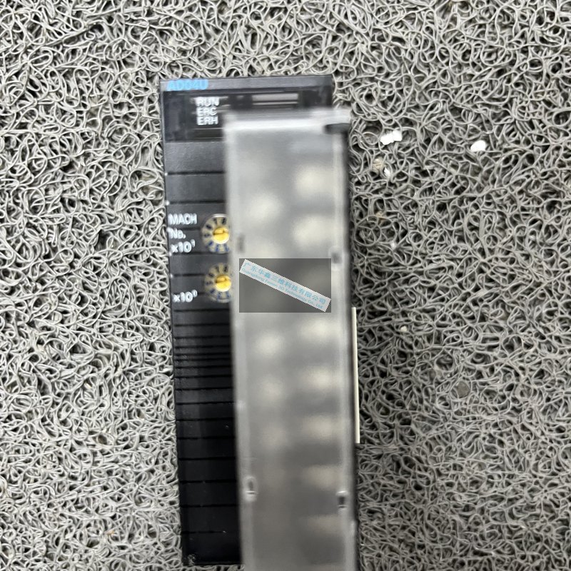 欧姆龙模块CJ1W-AD04U (2).jpg